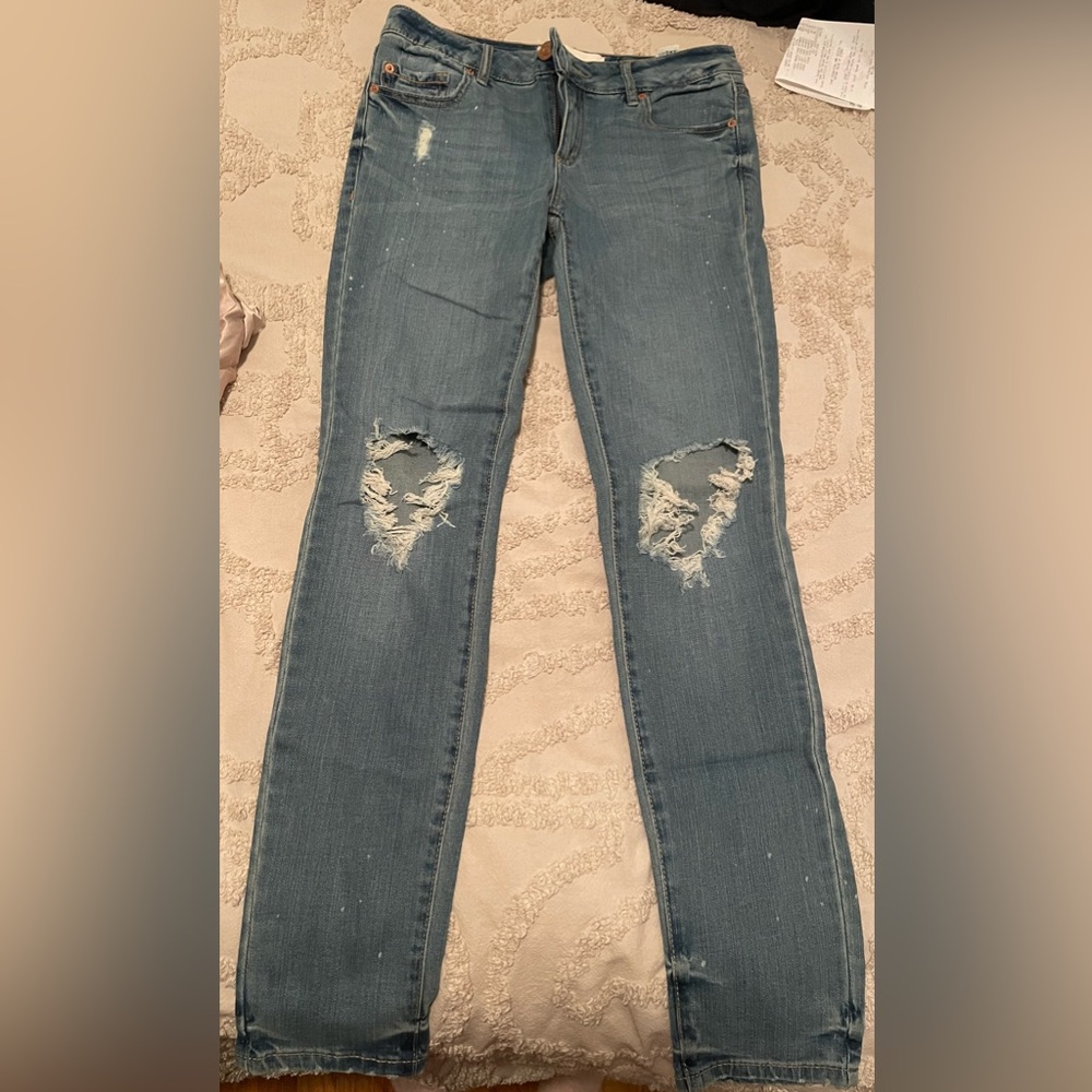 Garage relaxed fit distressed skinny jean
